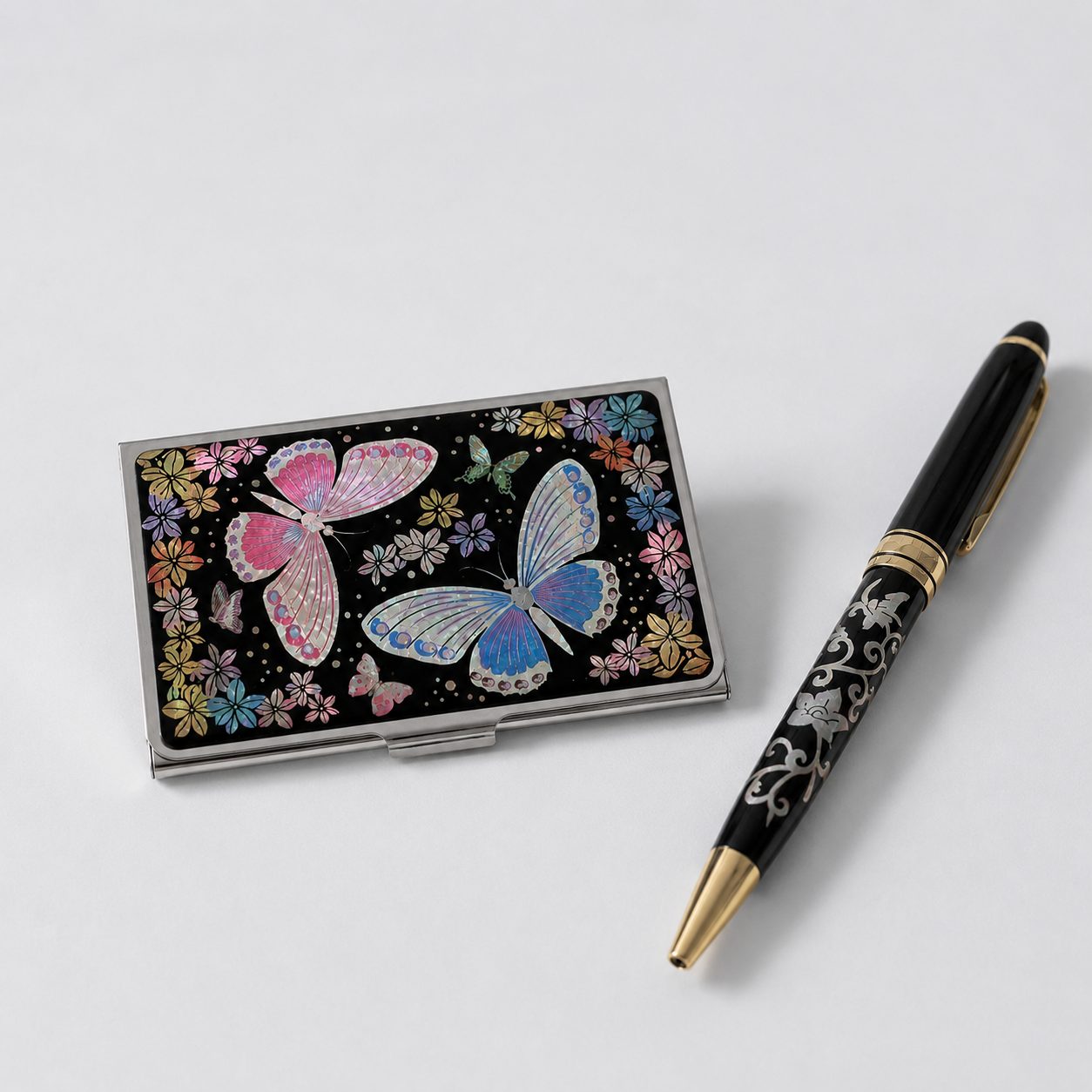 Mother-of-pearl ballpoint pen, card case