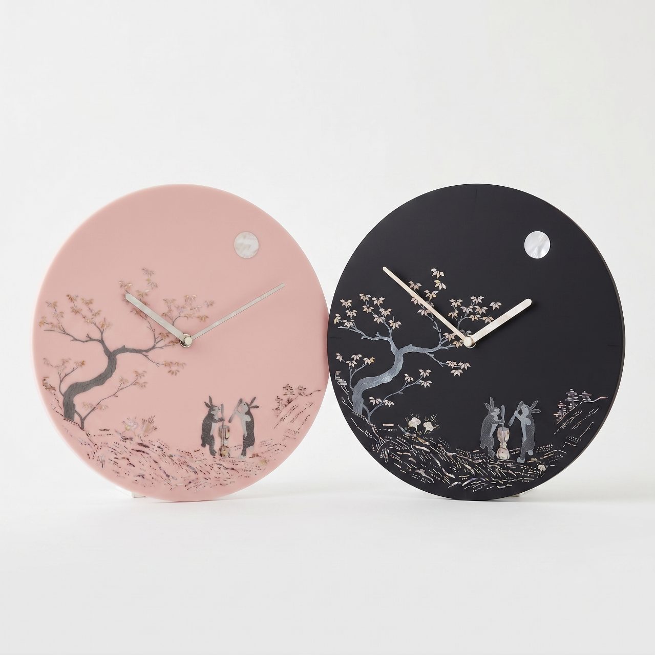 Mother-of-pearl wall hanging clock